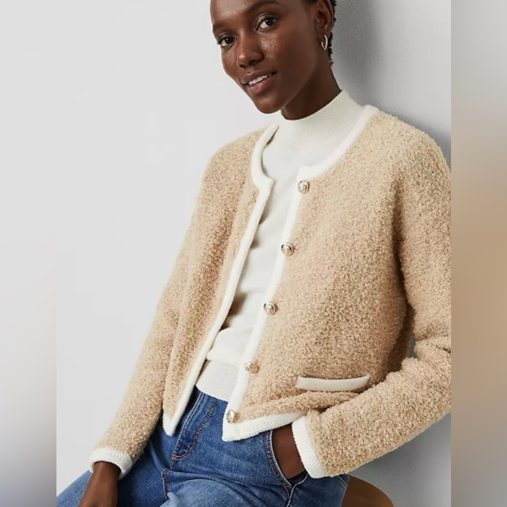 Ann Taylor Boucl Button-Front Jacket In Beige With Cream Trim Xs